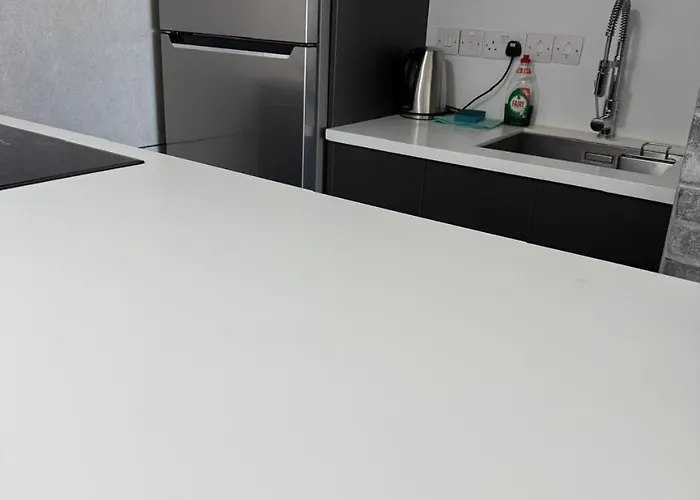 Marimar2 Paradise By The Sea Apartment Larnaca